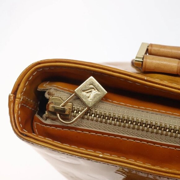 LOUIS VUITTON Monogram Vernis Houston Hand Bag Beige - Picture 11 of 16